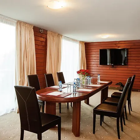 Yastrebets Wellness&spa Borowez