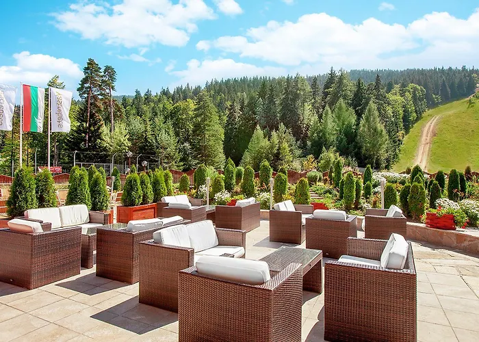 Yastrebets Wellness & 4* Borovec